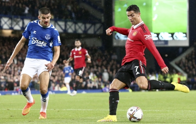 Manchester United alistas Cristiano Ronaldo tabamusest Evertoni, portugallasele karjääri 700. klubivärav