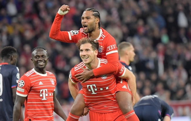 Vaata: Müncheni Bayern tähistab oma endise kodustaadioni juubelit uhke särgidisainiga