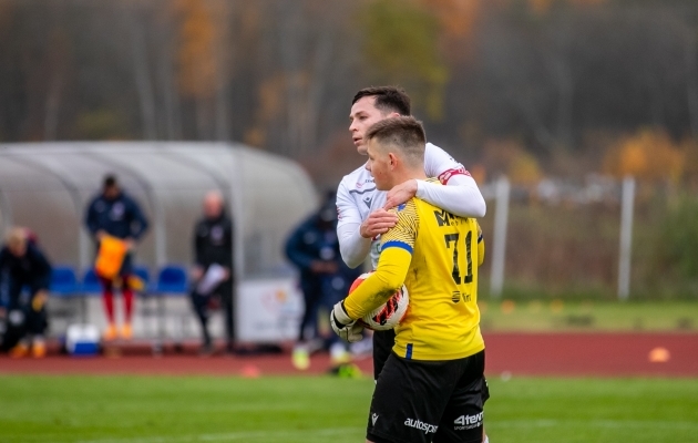 VAATA JÄRELE: nooruslik Kalev jättis Paide tühjade pihkudega