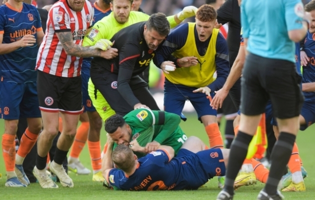 Video | Inglismaa esiliiga ehk 100 minutit, 6 väravat, 4 punast kaarti - reklaam või antireklaam?