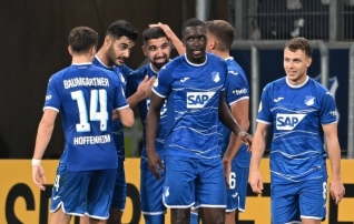 Hoffenheim hullas karikasarjas Schalkega, esiliiga liider kukutas Mönchengladbachi
