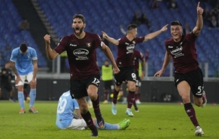 Salernitana keeras teisel poolajal Lazio kringliks ning kinkis neile liigahooaja teise kaotuse