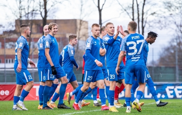 34. vooru sümboolne koosseis: Tammeka vanameistrid äärekaitses, Kalevi igiliikur tipuründes