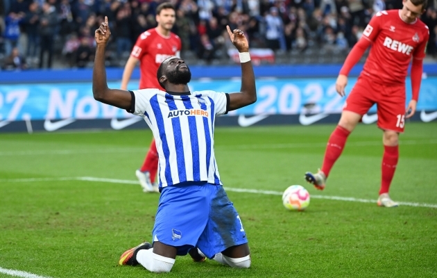 Hertha ronis joone kohale, Leipzig hoiab Bayernit surve all