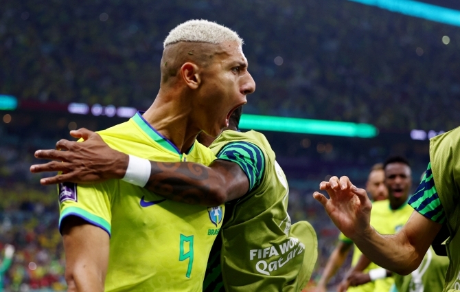 Esimese vooru lõpp: Richarlison varastas brasiillaste šõu, Portugal ja Ghana madistasid täie raha eest