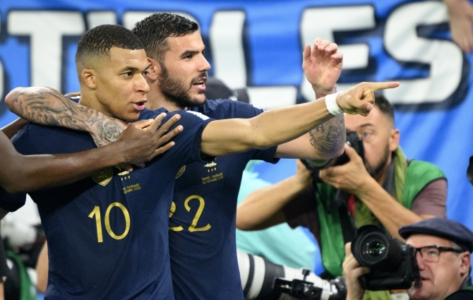 Memo | Mbappe meistriklass viis tiitlikaitsja esimesena 16 hulka