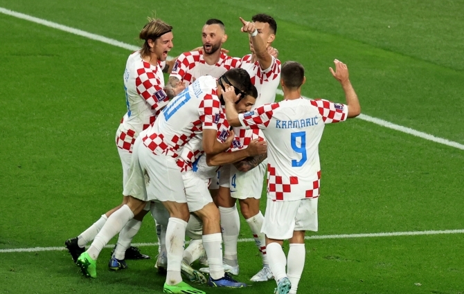 Horvaatia tahab oma MM-mustrit jätkata, Brasiiliat aitavad taastunud varad