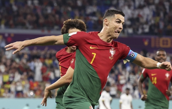 LIVE: kas Ronaldo viib Portugali kaheksandikfinaali või avab Uruguay oma võiduarve?  (mäng käib!) 