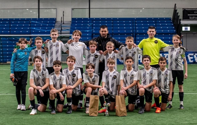 FC Tallinna U14 vanuseklassi noormehed krooniti aastalõputurniiri võitjaks