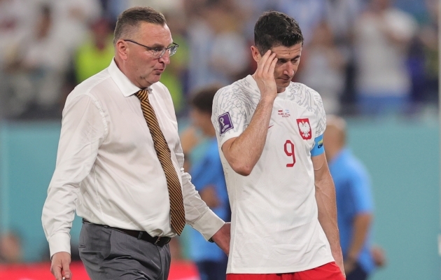 Poola alaliit saatis Michniewiczi teistele jahimaadele. Uus peatreener peab parandama koondise mainet ja taastama fännide usalduse