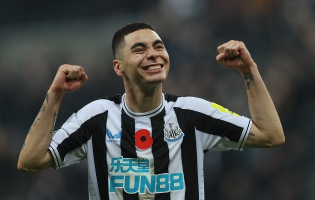 Newcastle tegi Leicesteriga sotid kiiresti selgeks ja tõusis teiseks, Wolves alustas Lopetegui käe all võiduga ja pääses viimaselt kohalt