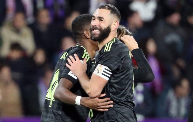 Valladolidi meeste käed jagasid hiliseid kingitusi, igal pakil Benzema nimi