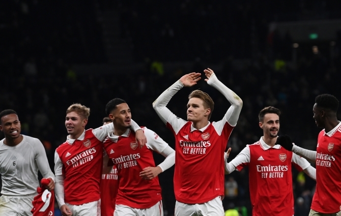 Hea esituse teinud Ramsdale sai obaduse nii Richarlisonilt kui pahaselt fännilt, kuid Arsenali võidupidu läheb ikka edasi