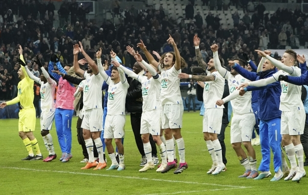 Marseille alistas Prantsusmaa karikasarja 1/8-finaalis Paris Saint-Germaini. Võitu tähistati suurelt. Foto: Scanpix / Laurent Cipriani / AP Photo