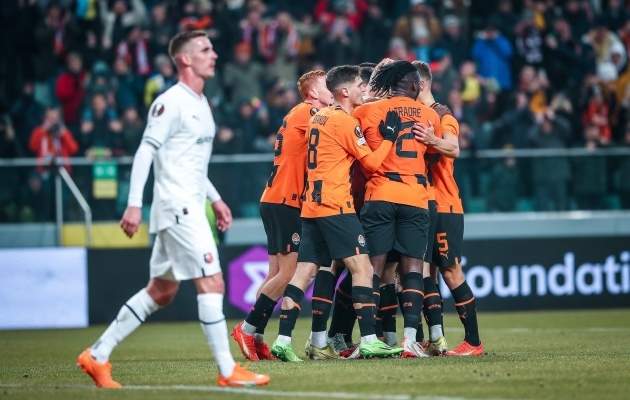 Šahtari tugev avapoolaeg viis Ukraina klubi sammu võrra 1/8-finaalile lähemale, Ajax ja Union olid hädas värava leidmisega