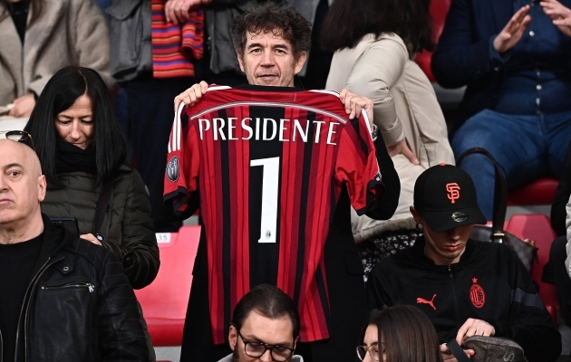 Messias aitas Berlusconi minevikul olevikust jagu saada