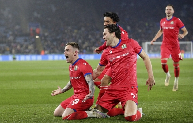 Leicester langes karikasarja 1/8-finaalis Blackburni vastu, Man City nüpeldas Bristolit