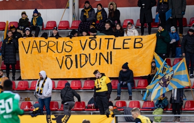 Publikulemmikud sööstavad teineteise kõri kallale