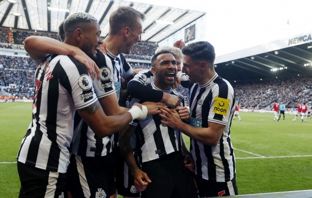 Newcastle United l&otilde;i koduplatsil Manchester Unitedile kaks v&auml;ravat, hoidis enda tagala puhtana ning t&otilde;usis tagatipuks liigatabelis Punastest Kuraditest m&ouml;&ouml;da. Foto: Scanpix / Lee Smith / Action Images via Reuters