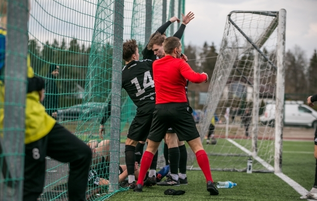 Plotnikov pääses ehmatusega, Tabasalu lubas valusa kukkumise järel ohu kõrvaldada