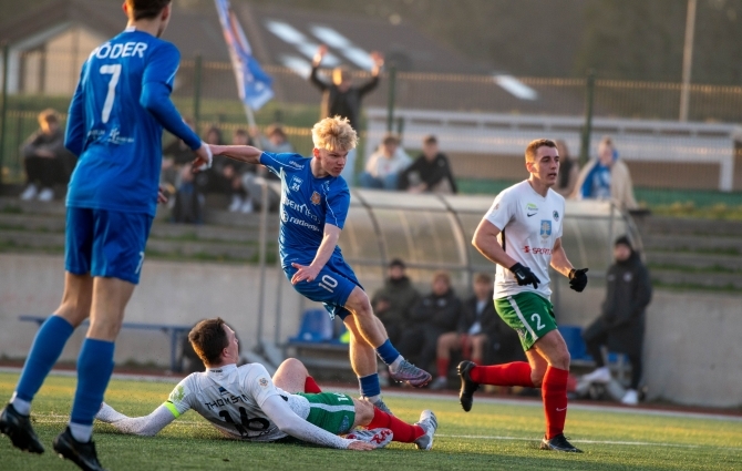 VAATA JÄRELE: Tabasalu lõpetas Elva vastu vähemuses, kuid kolme punkti võrra rikkamana  (+ teised Esiliiga matšid) 