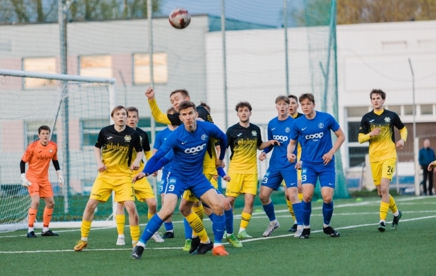 Viljandi Tulevik mängis Tartu Tammeka duubliga 1:1 viiki, ent säilitas koha tabeli tipus. Foto: Kris Süld