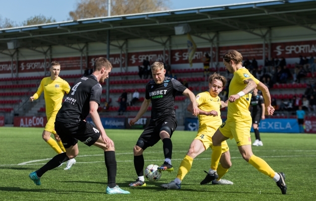 Kuressaare sai Sportland Arenal 3:0 v&otilde;idu Tallinna Kalevi &uuml;le. Foto: Katariina Peetson / jalgpall.ee