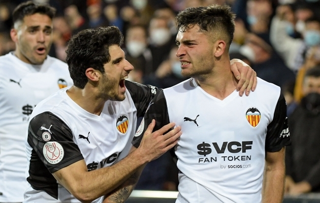 Valencia ründaja Duro: oleme niimoodi jätkates omadega varsti väga suures jamas
