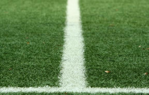 Mille jaoks jalgpalliväljaku jooni veel kasutada saab?