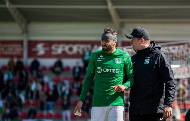 Peahaav ja -põrutus jätsid Sergei Zenjovi mõneks ajaks pealtvaataja rolli. Foto: Katariina Peetson / jalgpall.ee