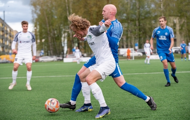 Nädal tagasi pääses Flora Tammeka eest kiiresti pakku. Foto: Liisi Troska / jalgpall.ee