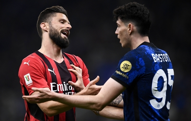 Punane v&otilde;i sinine, kumb j&auml;&auml;b musta k&otilde;rval domineerima? Foto: Scanpix / Imago images / Nicolo Campo
