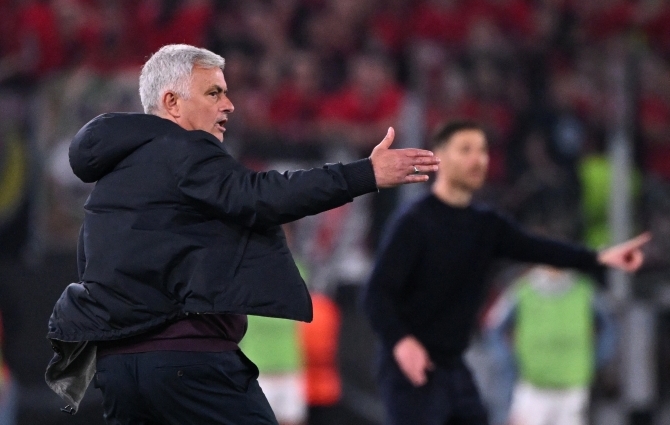 Meister Mourinho tahab õpilase killuvesti torgata järjekordse haavli, spetsialist Sevilla ja külaline Juventus alustavad puhtalt lehelt