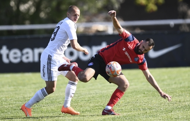 Trans ja Kalju madistasid terve kohtumise v&auml;ltel korralikult. Foto: Sergei Stepanov