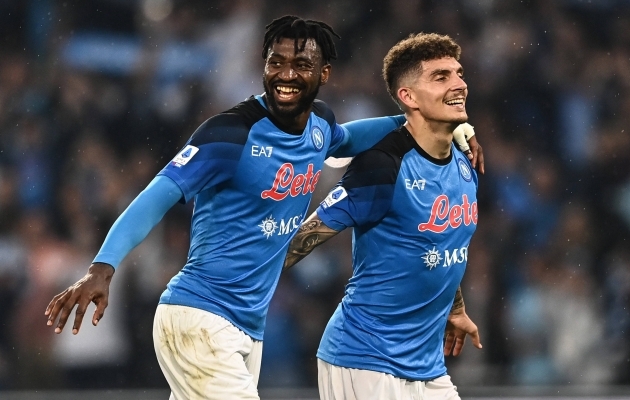 Puhta vuugi teinud Napoli võttis pikalt vähemuses rüganud Interilt hinnalise punkti käest  (Lazio tõusis kolmandaks) 