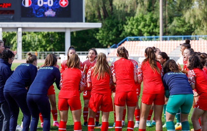 Päeva klõpsud | U17 neidude EM-poolfinaalid tõid väravaid ja emotsioone, finaali pääsesid Hispaania ja Prantsusmaa