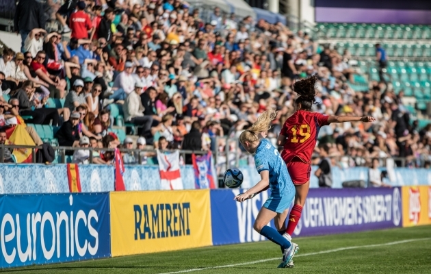 Hispaania nautis juba poolfinaalis A. Le Coq Arenal korralikku publiku toetust. Foto: Katariina Peetson / jalgpall.ee