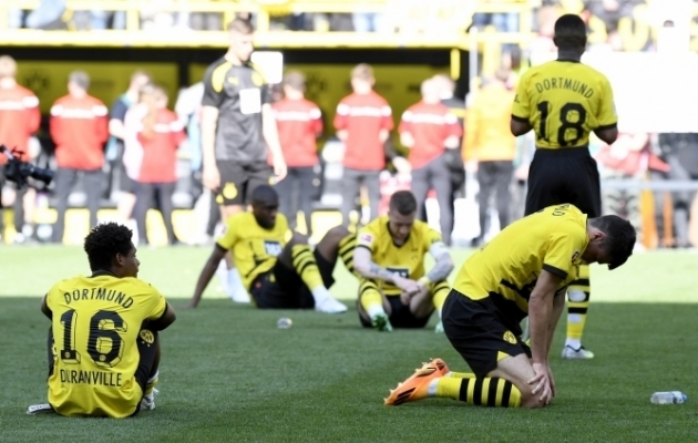 Dortmundi asjapulgad pärast liigatiitli mahamängimist