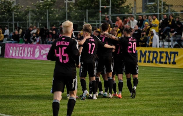 VAATA JÄRELE: Vaprus proovis ja proovis, kuid avaminutil penalti teeninud Kalju lõpetas oma võidupõua