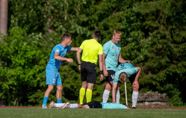 Tarmo Kink p&auml;rast punase kaardi n&auml;gemist. Foto: Mihkel Naukas