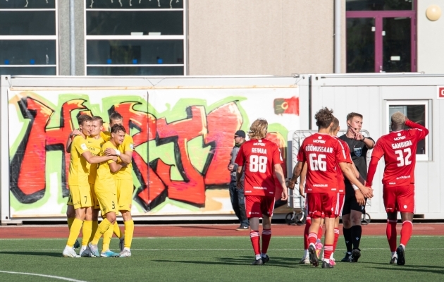 Kuressaare juubeldas, Harju pahandas. Foto: Liisi Troska / jalgpall.ee