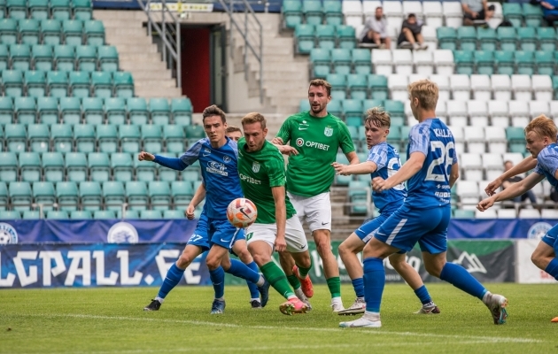 Martin Milleri v&auml;rav VAR-i abil k&uuml;ll t&uuml;histati, aga Flora v&otilde;itis Tammekat ikkagi 3:0. Foto: Katariina Peetson / jalgpall.ee