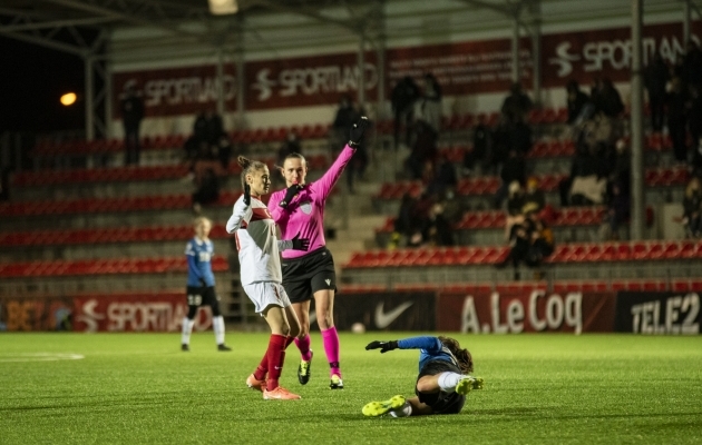 Ebru Topcu (vasakul) on T&uuml;rgi koondise kogenuim l&uuml;li. Foto: Liisi Troska / jalgpall.ee