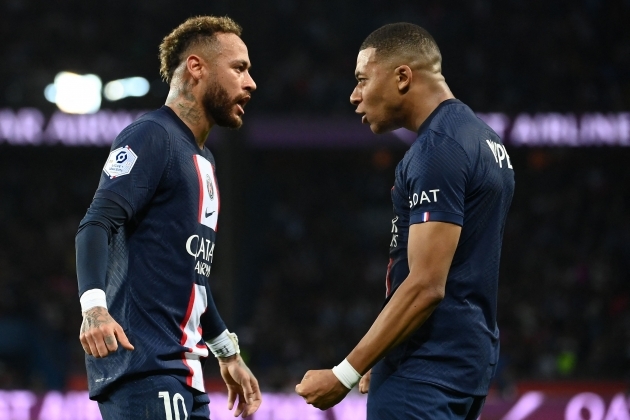 PSG t&otilde;i 2017. aasta suvel enda ridadesse Neymari (vasakul) ja Kylian Mbappe (paremal). Foto: Scanpix / Franck Fife / AFP