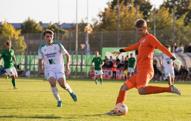 Üle tunni kümnekesi mänginud Levadia päästis miniderbis viigi, Elva rühib kõrgemale