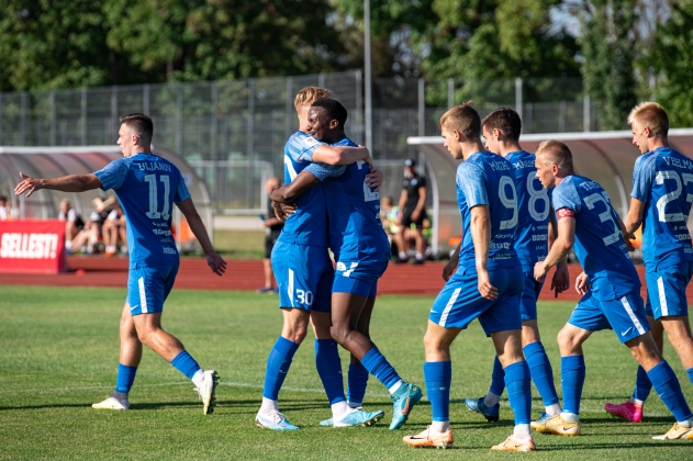 Juhtv&auml;rav andis Tammekale hoogu juurde. Foto: Liisi Troska / jalgpall.ee