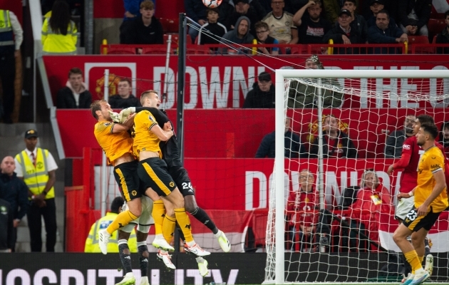 Manchester Unitedi v&auml;ravavaht Andre Onana p&auml;&auml;ses sellisest veast puhtalt. Foto: Scanpix / Peter Powell / EPA