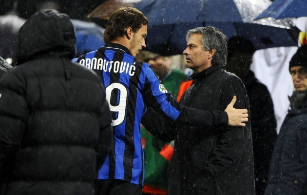 13 aastat tagasi Mourinho kolmikvõidus osalenud ründaja taasliitus Interiga