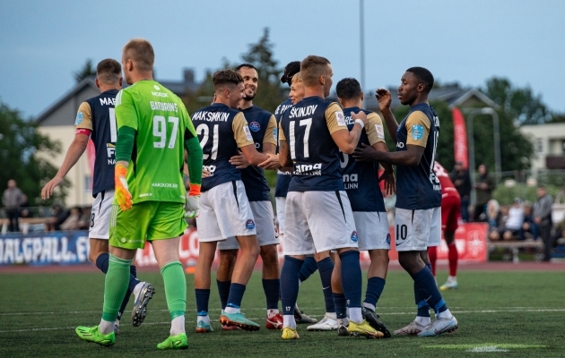 Narva Trans n&auml;itas, et nende koht on ikka tabeli keskosas, mitte l&otilde;pus. Foto: Liisi Troska / jalgpall.ee