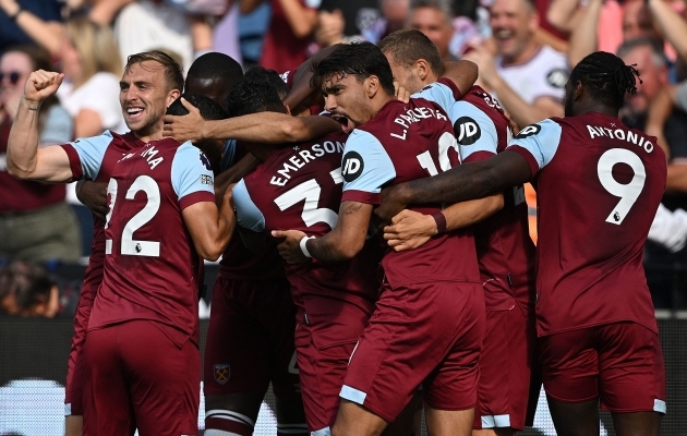 Raha võib ju loopida, aga kaotusest see ei päästa: West Ham jättis Chelsea suurostud häbisse